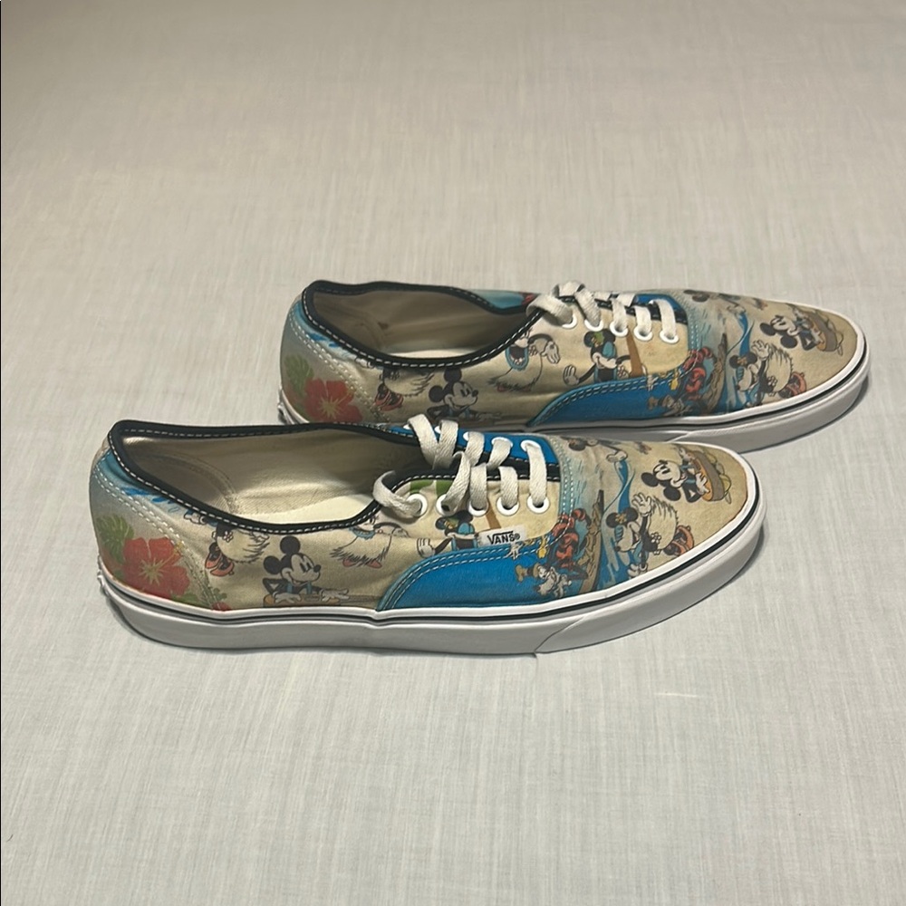 Vans Disney Authentic Mickey Mouse Aloha Patterned Sneakers - Picture 4 of 11